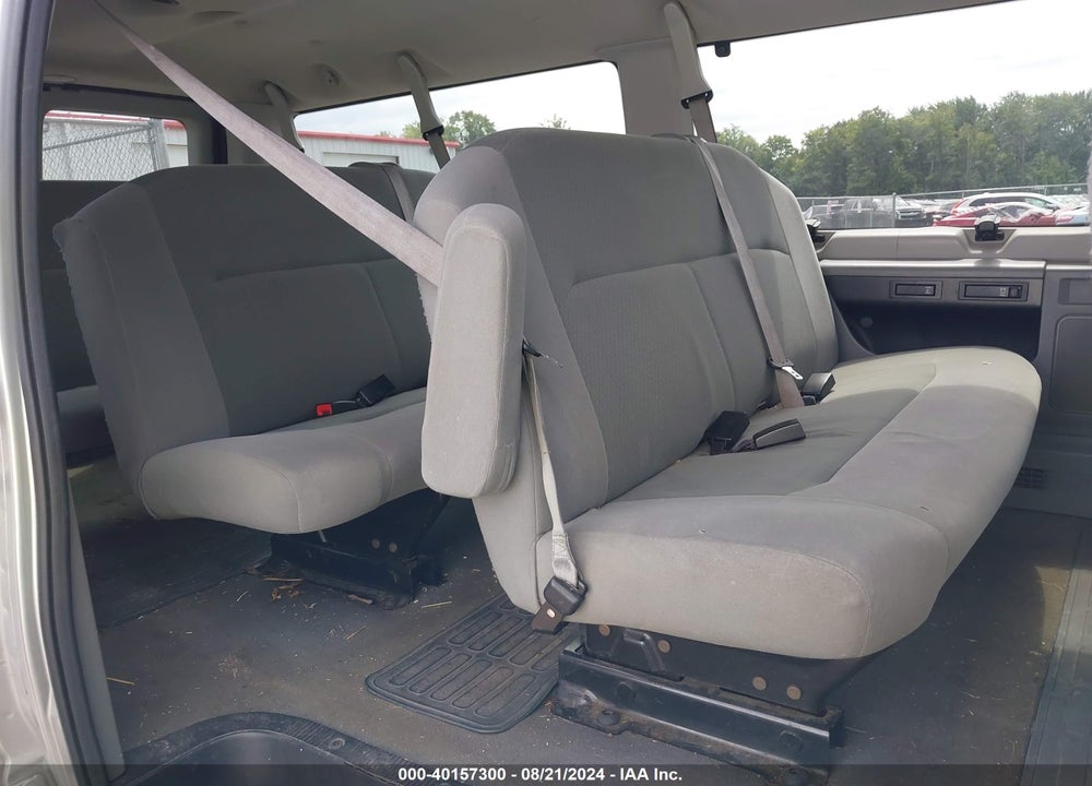 2009 FORD E-350 SUPER DUTY XL/XLT VIN: 1FBNE31L99DA66056