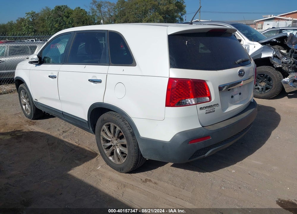 2011 KIA SORENTO EX V6 VIN: 5XYKUDA25BG025350
