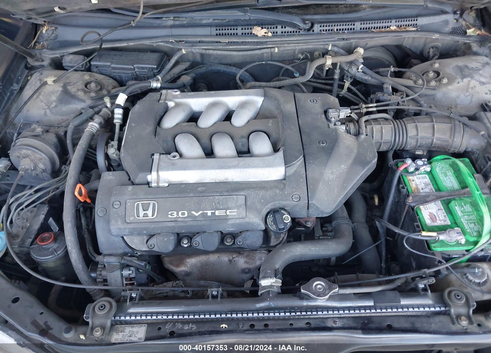 2001 HONDA ACCORD 3.0 EX VIN: 1HGCG16561A042784