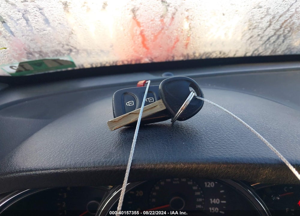 2012 KIA SORENTO LX VIN: 5XYKT3A16CG216121