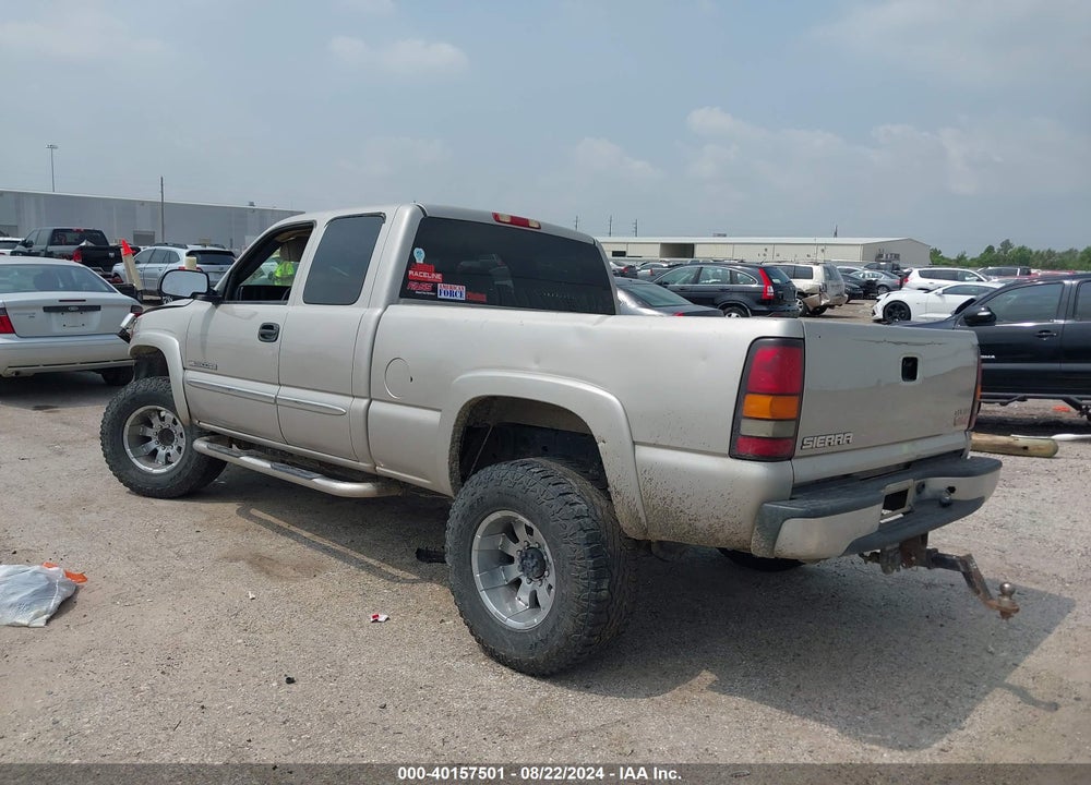 2004 GMC SIERRA 2500HD SLE VIN: 1GTHC29U24E382147