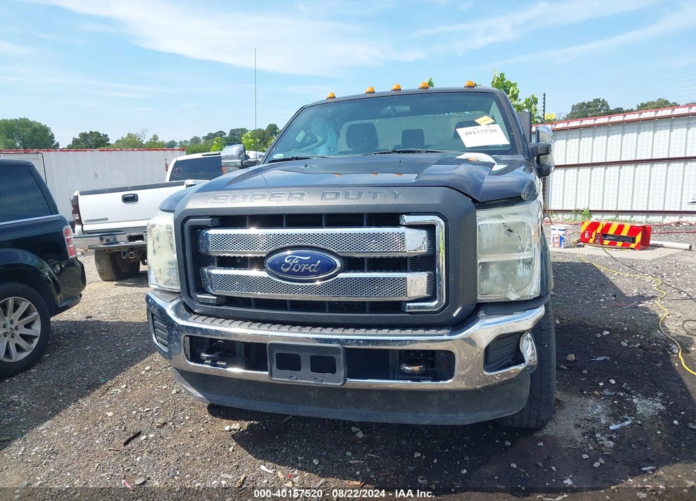 2013 FORD F-250 XL VIN: 1FTBF2B64DEA37372