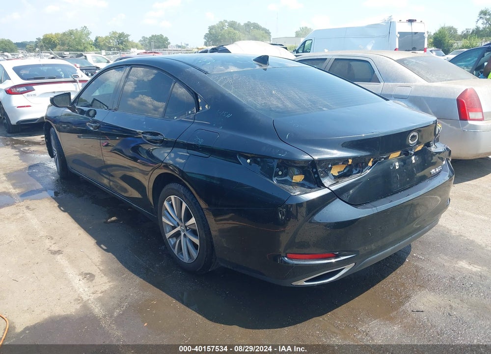 2021 LEXUS ES 350 VIN: 58ADZ1B14MU104657