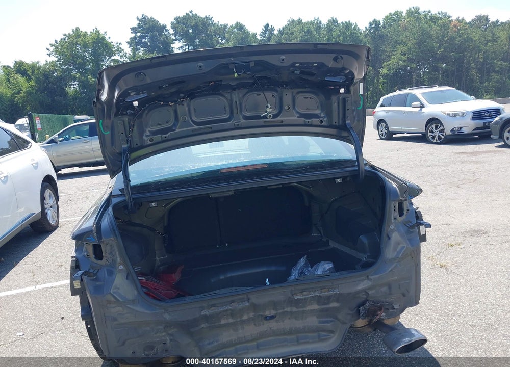 2019 KIA OPTIMA S VIN: 5XXGT4L39KG313648