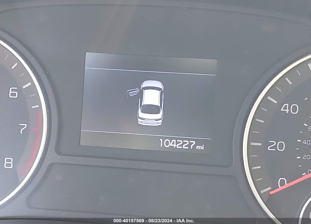 2019 KIA OPTIMA S VIN: 5XXGT4L39KG313648