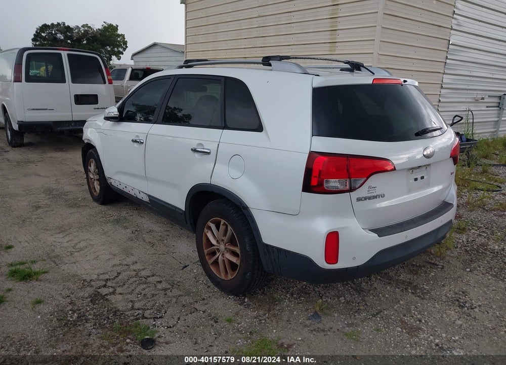 2014 KIA SORENTO VIN: 5XYKT4A64EG458815