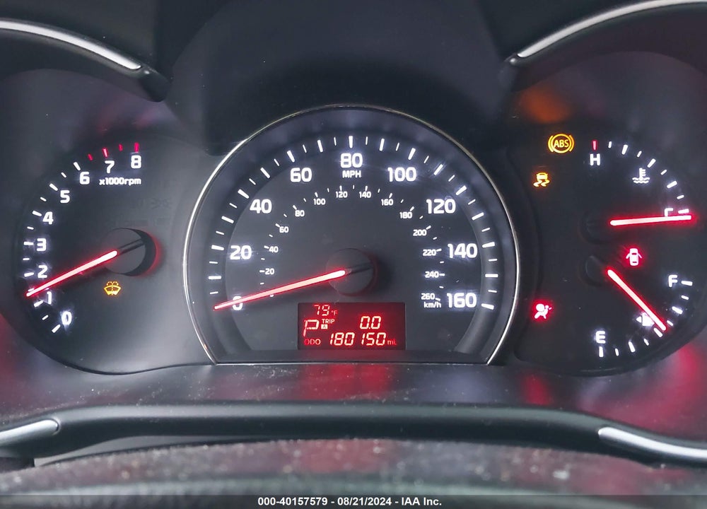 2014 KIA SORENTO VIN: 5XYKT4A64EG458815