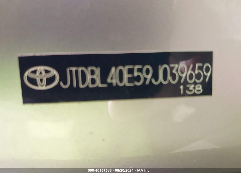 2009 TOYOTA COROLLA LE VIN: JTDBL40E59J039659