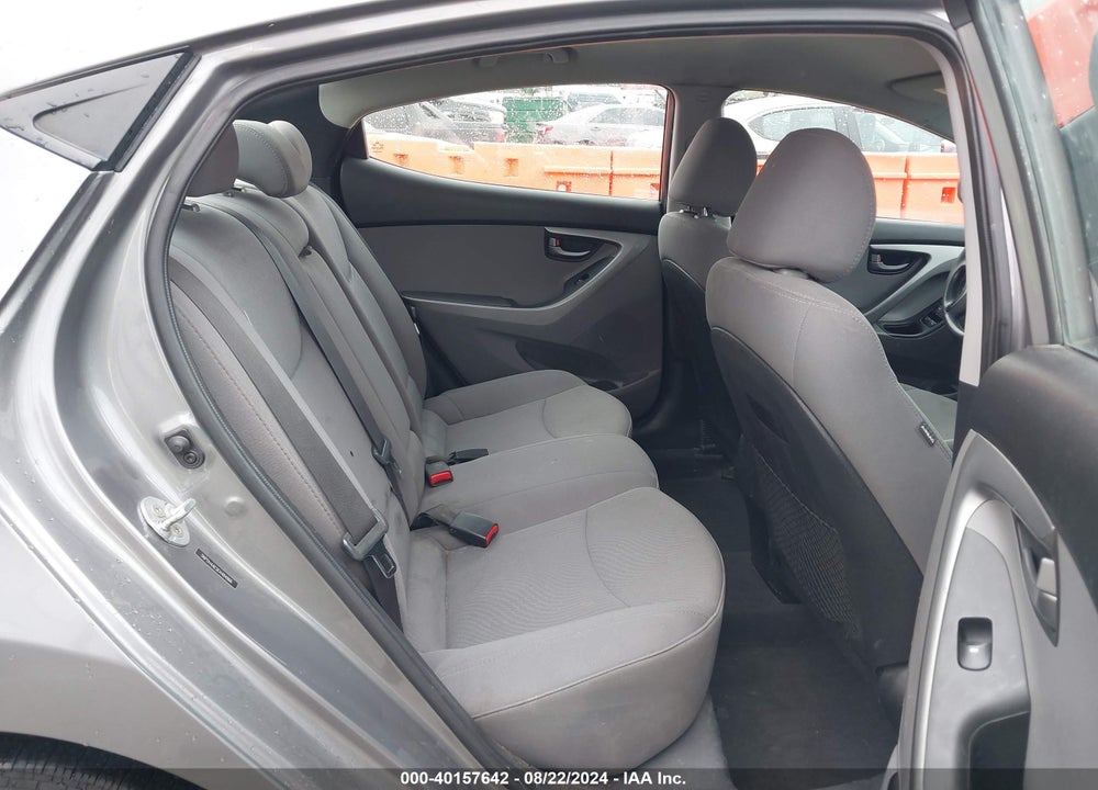 2014 HYUNDAI ELANTRA SE VIN: 5NPDH4AE5EH484866