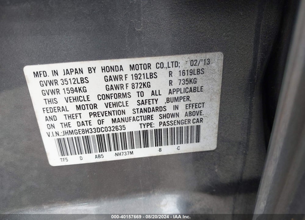 2013 HONDA FIT VIN: JHMGE8H33DC032635