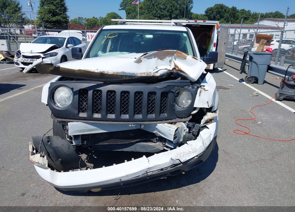 2014 JEEP PATRIOT LATITUDE VIN: 1C4NJPFA0ED624943