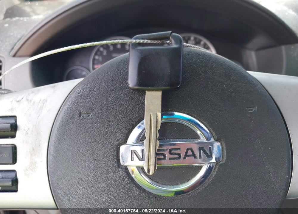 2011 NISSAN PATHFINDER SV VIN: 5N1AR1NN2BC609740