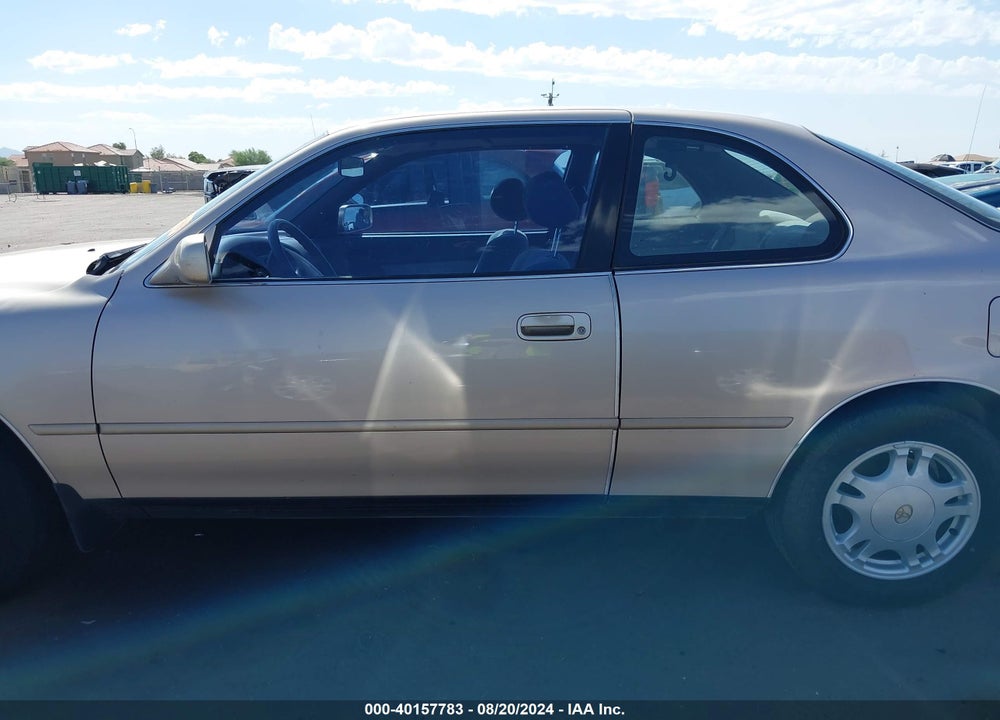1996 TOYOTA CAMRY LE/SE VIN: 4T1CF12K4TU130369