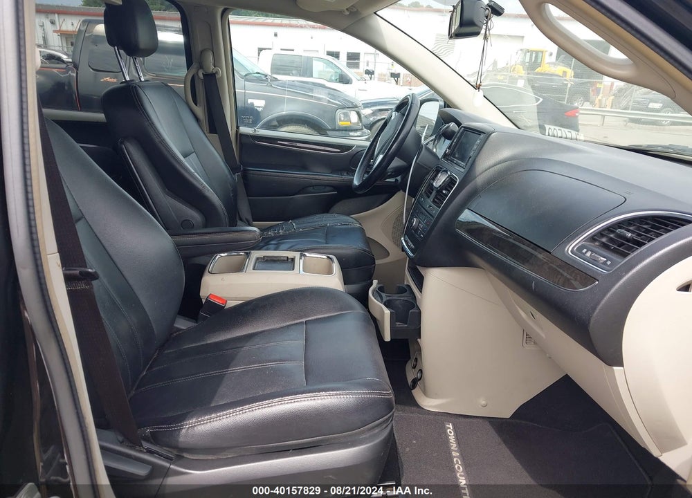 2014 CHRYSLER TOWN & COUNTRY TOURING VIN: 2C4RC1BG3ER112447