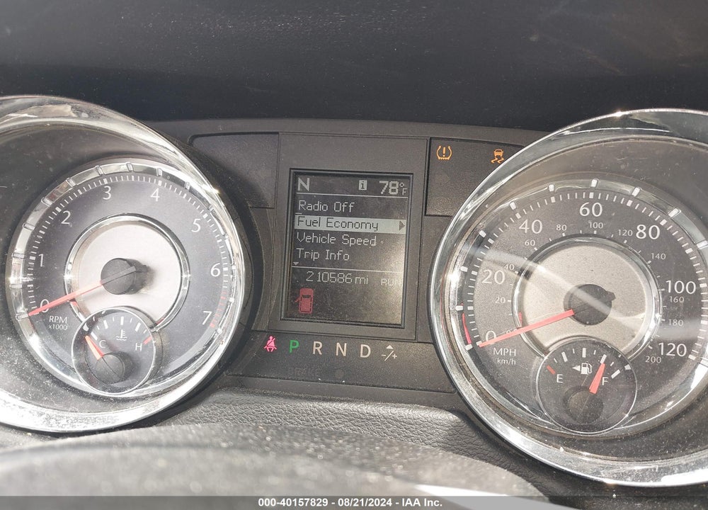 2014 CHRYSLER TOWN & COUNTRY TOURING VIN: 2C4RC1BG3ER112447