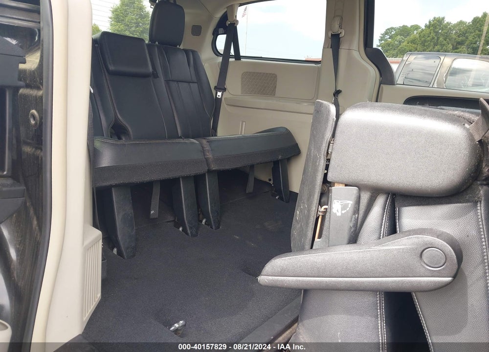 2014 CHRYSLER TOWN & COUNTRY TOURING VIN: 2C4RC1BG3ER112447