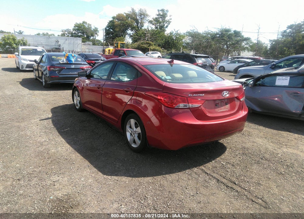 2013 HYUNDAI ELANTRA GLS VIN: 5NPDH4AE5DH383499