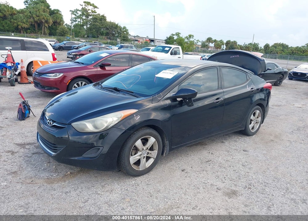 2013 HYUNDAI ELANTRA GLS VIN: KMHDH4AE8DU919752