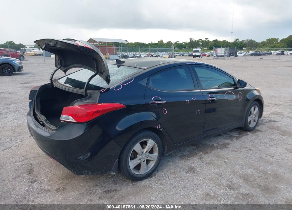 2013 HYUNDAI ELANTRA GLS VIN: KMHDH4AE8DU919752