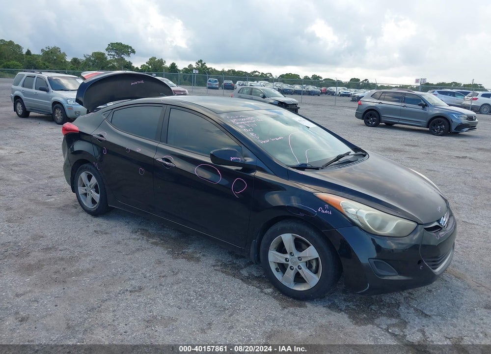 2013 HYUNDAI ELANTRA GLS VIN: KMHDH4AE8DU919752