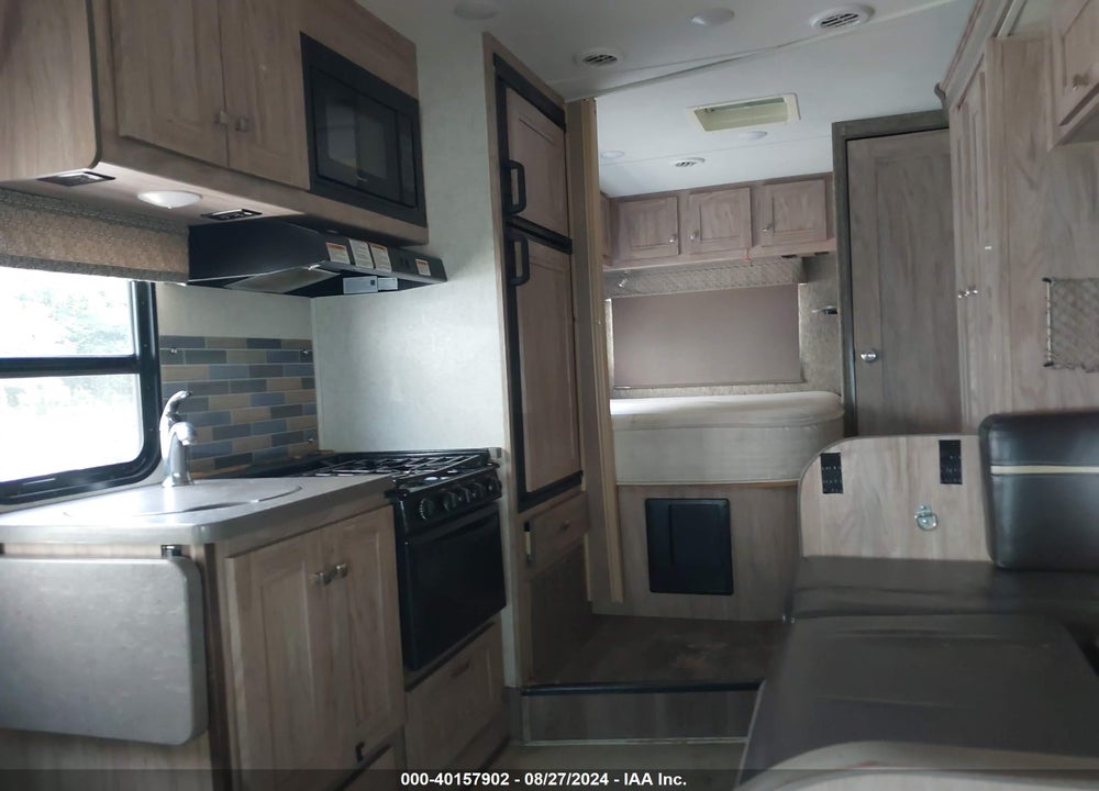 2017 FORD E-450 CUTAWAY VIN: 1FDXE4FS7HDC42736