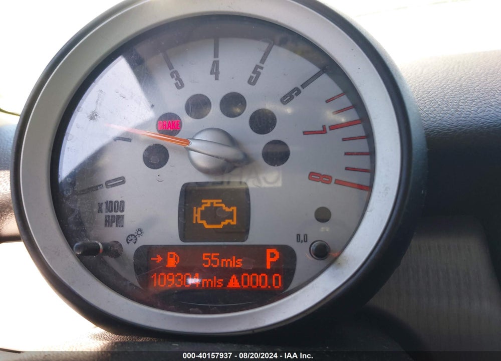 2010 MINI COOPER VIN: WMWMF3C50ATZ61493