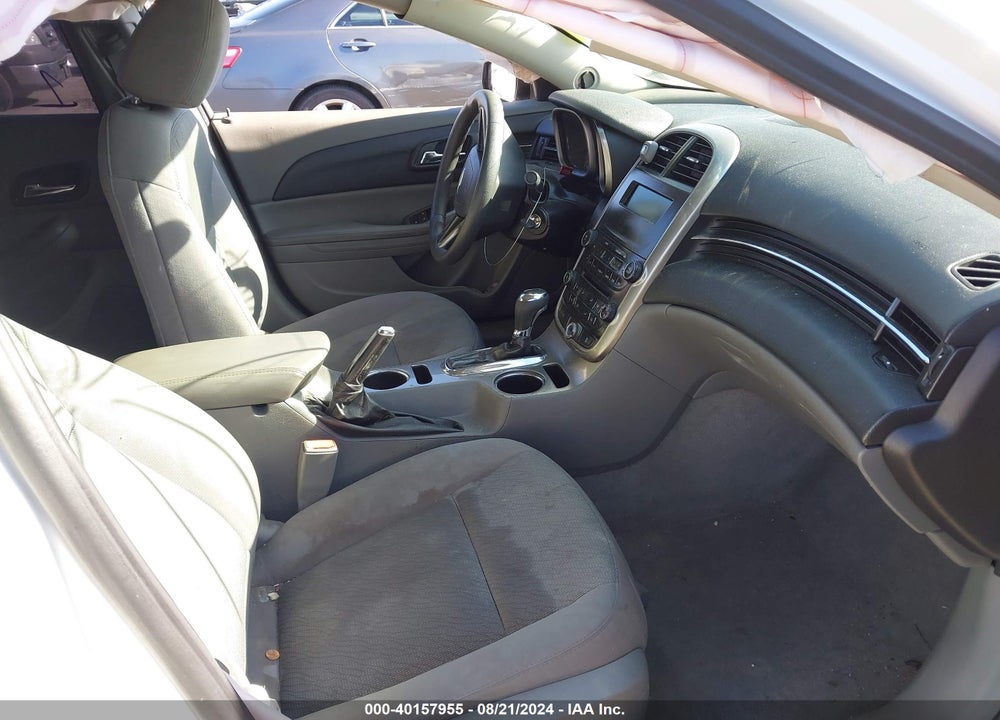 2015 CHEVROLET MALIBU LS VIN: 1G11B5SL2FF136440