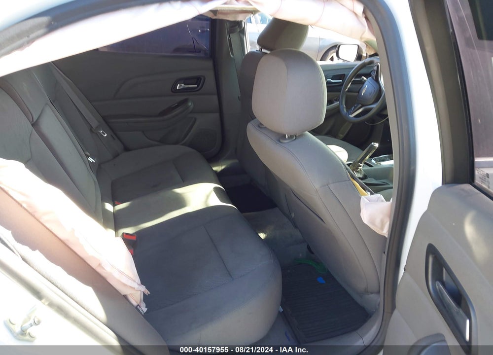 2015 CHEVROLET MALIBU LS VIN: 1G11B5SL2FF136440