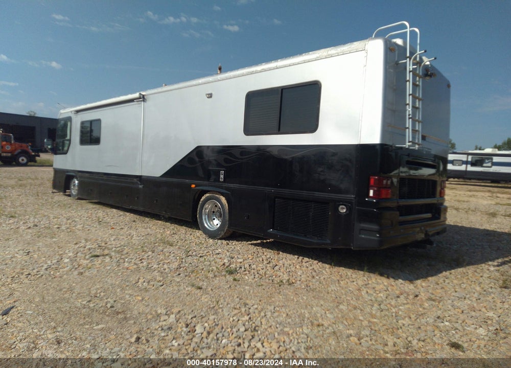 1999 SPARTAN MOTORS MOTORHOME 4VZ VIN: 4VZBN1095XCO29757