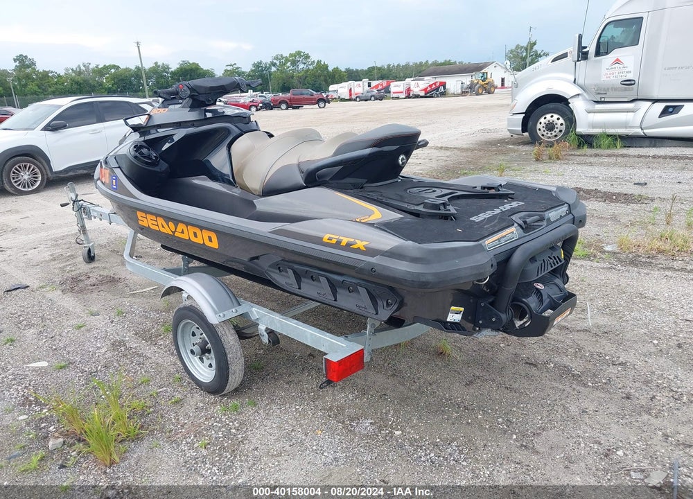 2022 SEADOO OTHER VIN: YDV55870B222