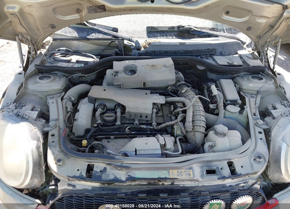 2010 MINI COOPER S VIN: WMWMF7C55ATW89823
