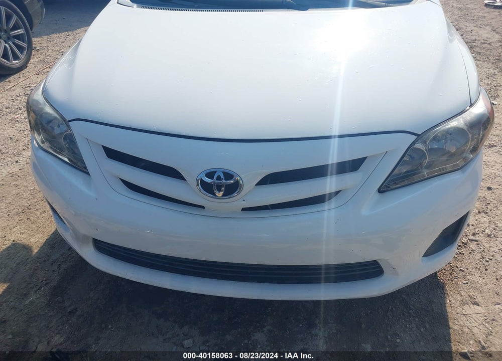2011 TOYOTA COROLLA LE VIN: 2T1BU4EE2BC573919
