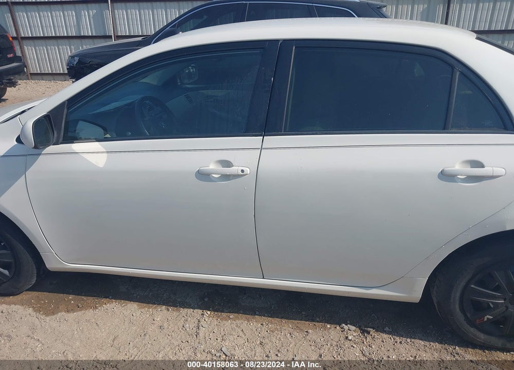 2011 TOYOTA COROLLA LE VIN: 2T1BU4EE2BC573919