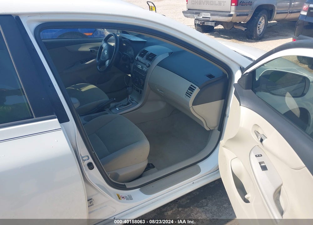 2011 TOYOTA COROLLA LE VIN: 2T1BU4EE2BC573919