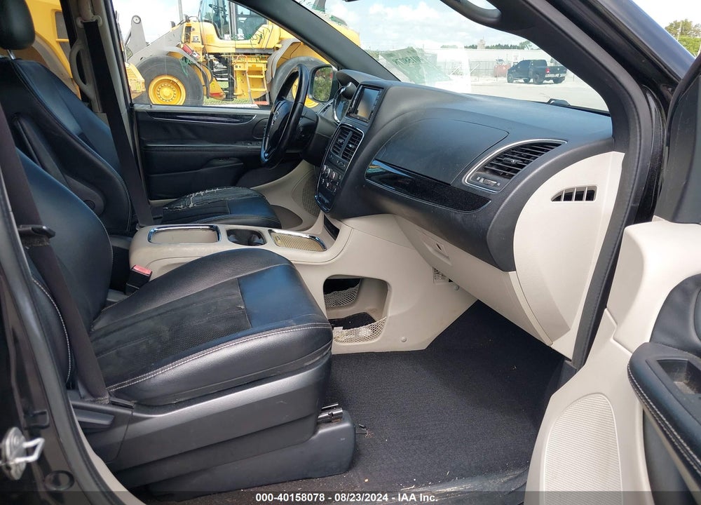 2017 DODGE GRAND CARAVAN SXT VIN: 2C4RDGCG3HR697887