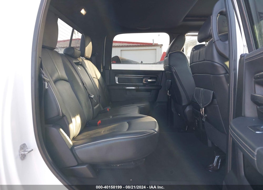 2017 RAM 1500 LIMITED 4X4 5'7 BOX VIN: 1C6RR7PT0HS586342