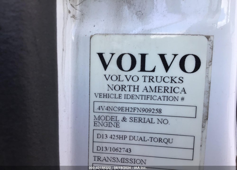 2015 VOLVO VN VNL VIN: 4V4NC9EH2FN909258