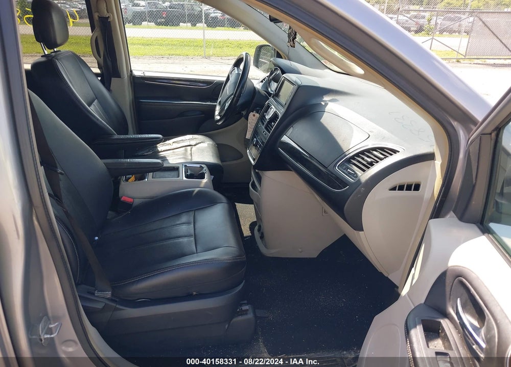 2013 CHRYSLER TOWN & COUNTRY TOURING VIN: 2C4RC1BG4DR638052