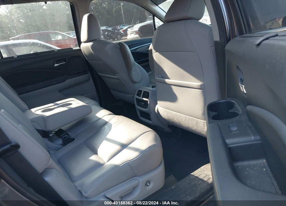 2019 HONDA PILOT EX-L VIN: 5FNYF6H57KB041024