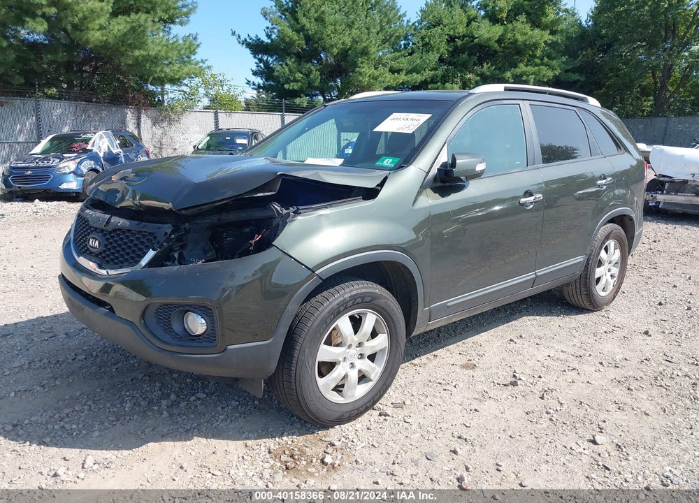 2011 KIA SORENTO LX VIN: 5XYKT3A17BG111084