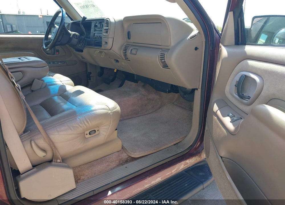 1999 GMC SUBURBAN 1500 SL VIN: 1GKEC16R3XJ716120