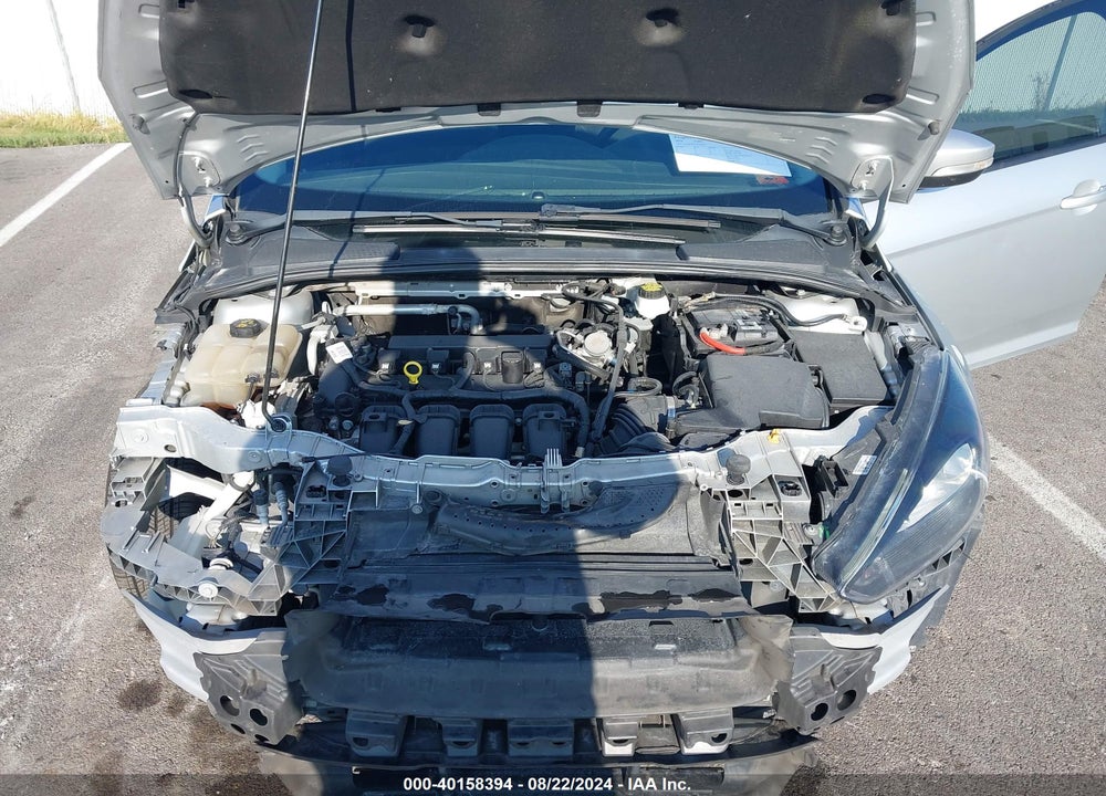 2018 FORD FOCUS SEL VIN: 1FADP3H27JL320653