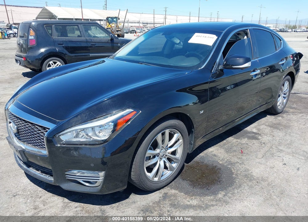 2018 INFINITI Q70 3.7 LUXE VIN: JN1BY1AP6JM181086