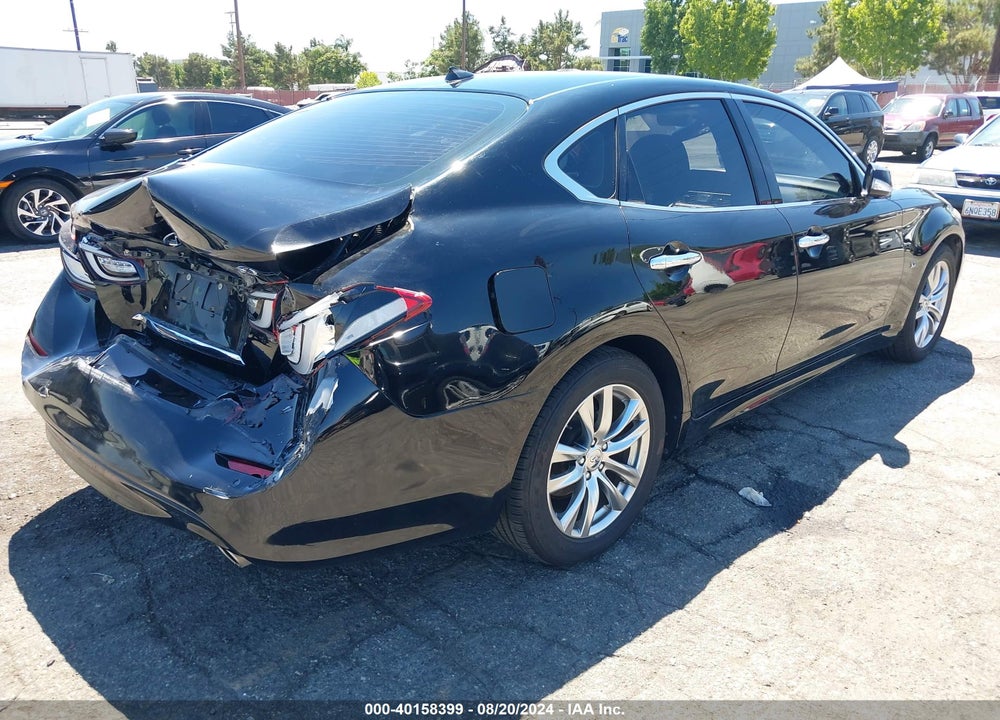 2018 INFINITI Q70 3.7 LUXE VIN: JN1BY1AP6JM181086