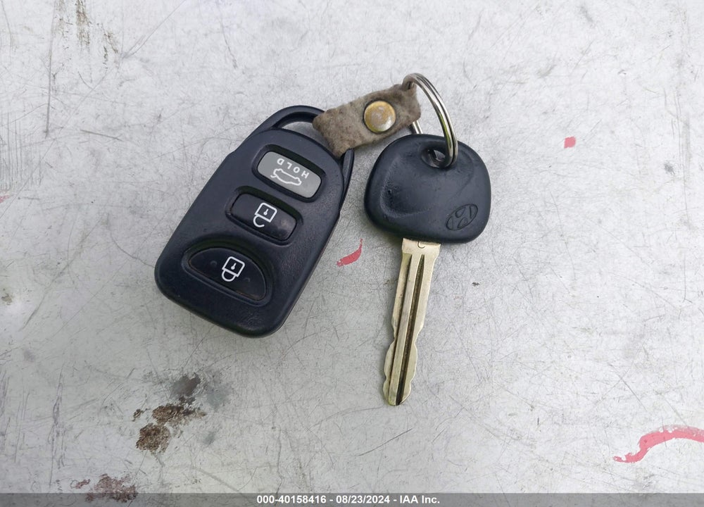 2014 HYUNDAI ELANTRA LIMITED VIN: 5NPDH4AE2EH458225