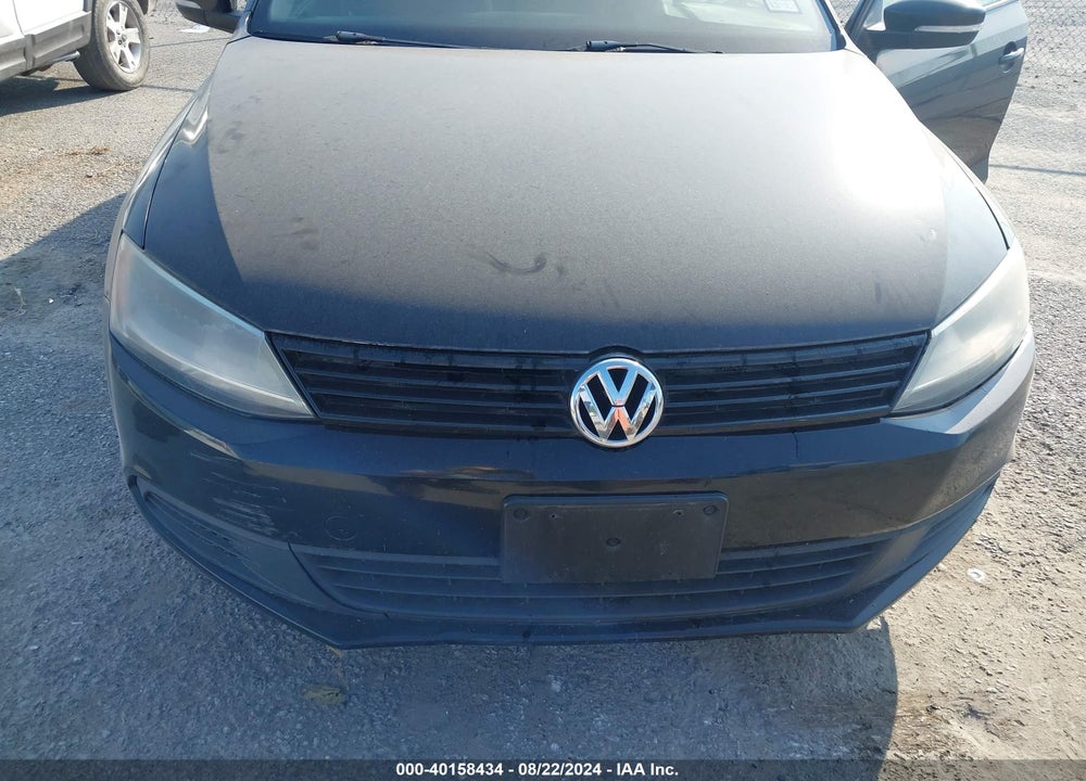 2014 VOLKSWAGEN JETTA 1.8T SE VIN: 3VWD17AJ3EM425793