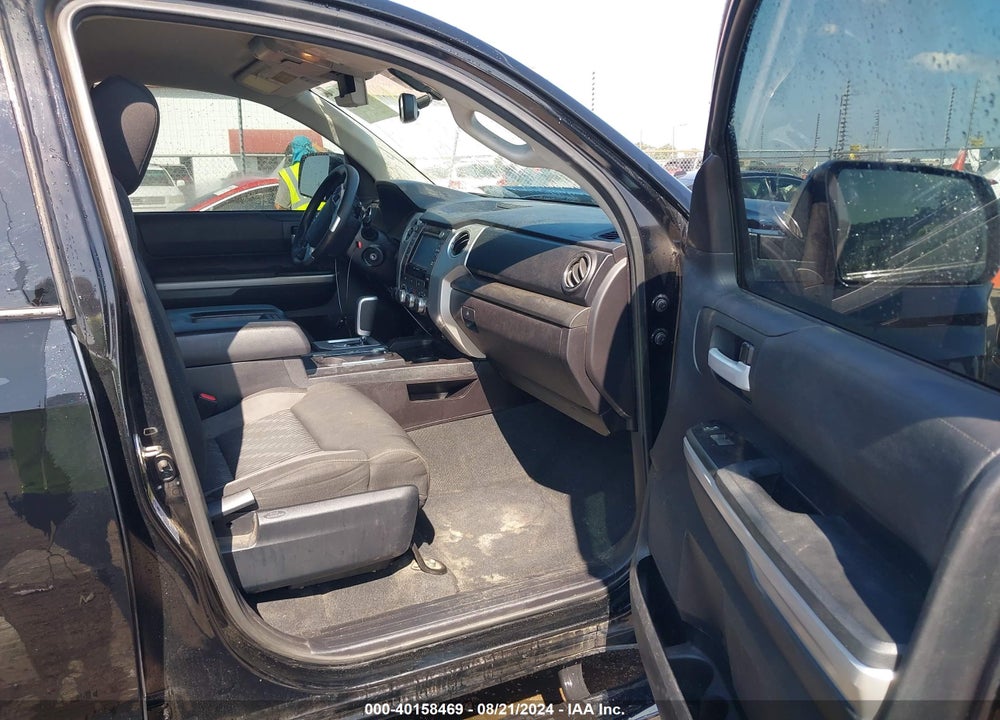 2016 TOYOTA TUNDRA SR5 5.7L V8 VIN: 5TFDW5F16GX531086