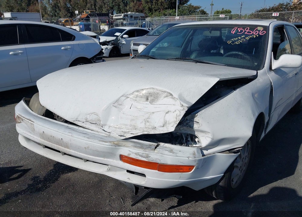 1994 TOYOTA CAMRY LE VIN: JT2SK12E3R0263543