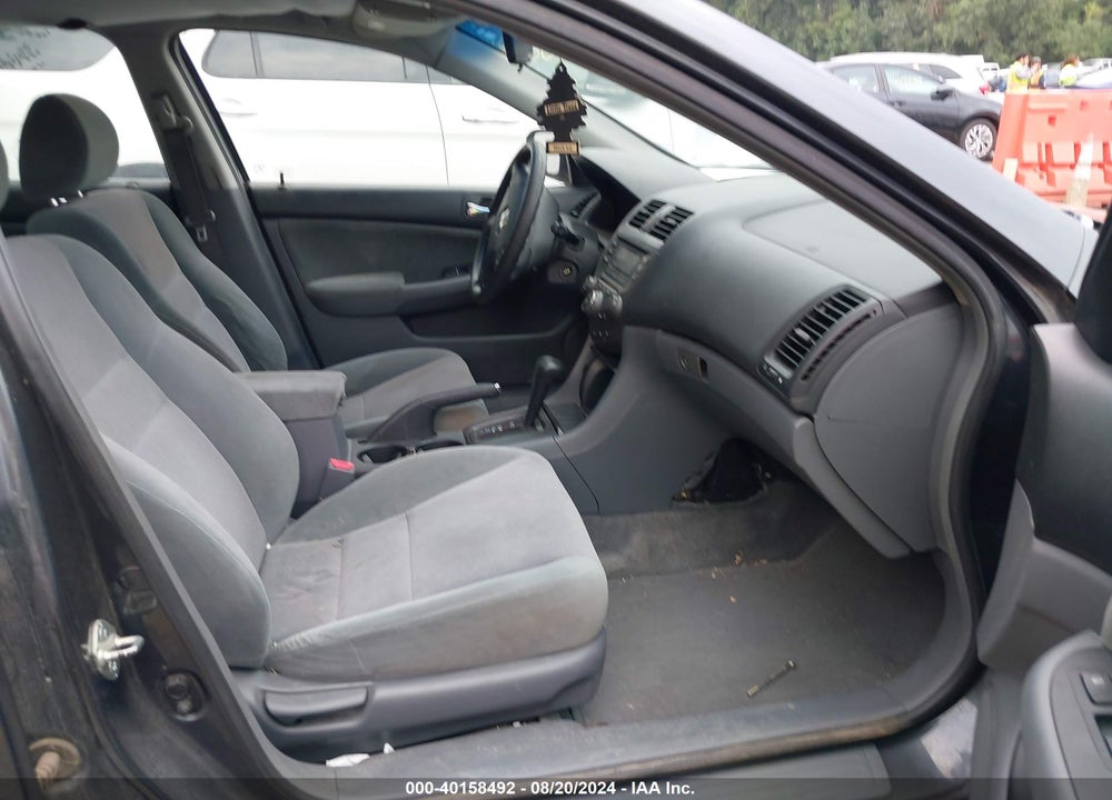 2003 HONDA ACCORD 2.4 LX VIN: 3HGCM563X3G712954
