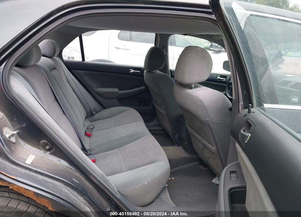 2003 HONDA ACCORD 2.4 LX VIN: 3HGCM563X3G712954